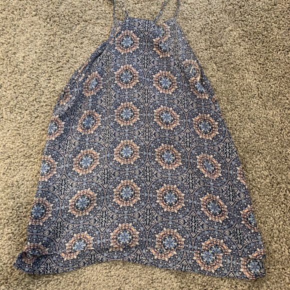 spring patterned tank - Picture 4 of 4